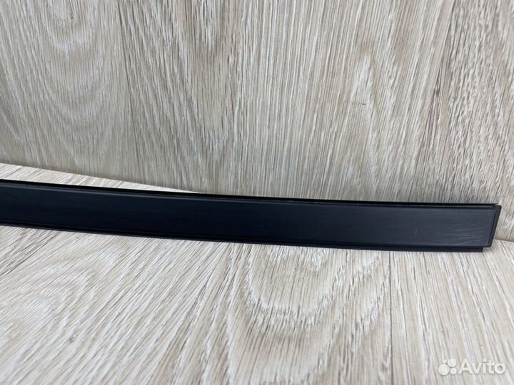 Молдинг крыши правый Kia Rio 4 FB 1.4