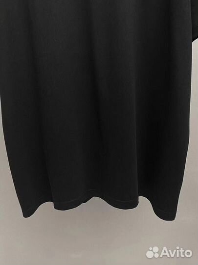 Футболка prada