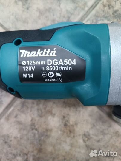 Аккумуляторная болгарка Makita DGA 504