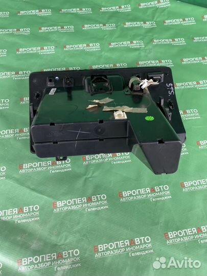 Бардачок Cadillac STS 2002-2007