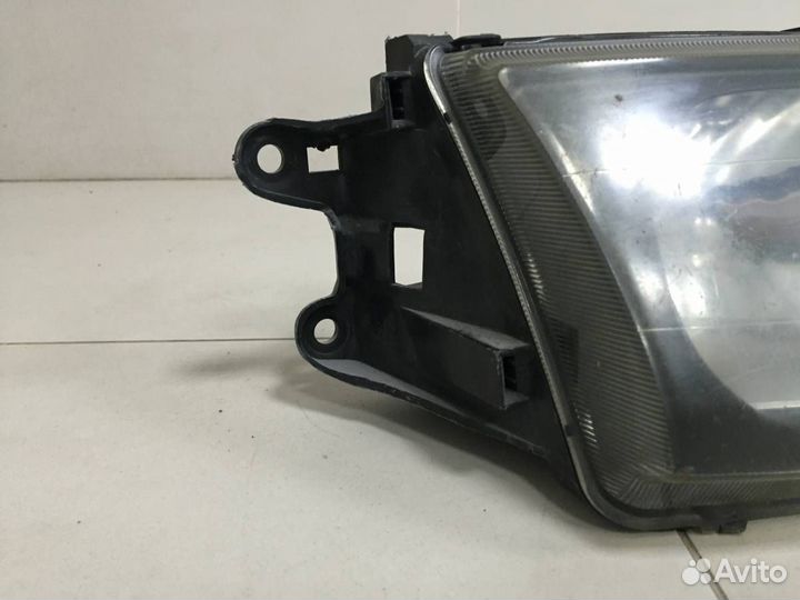 Фара правая Mazda Capella GF, GW 1997-2002