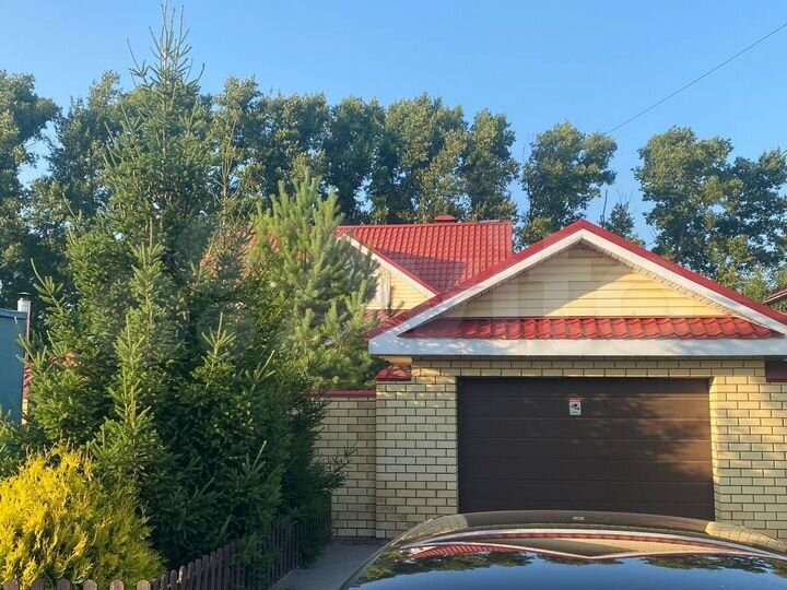 Коттедж 130 м² на участке 7 сот.