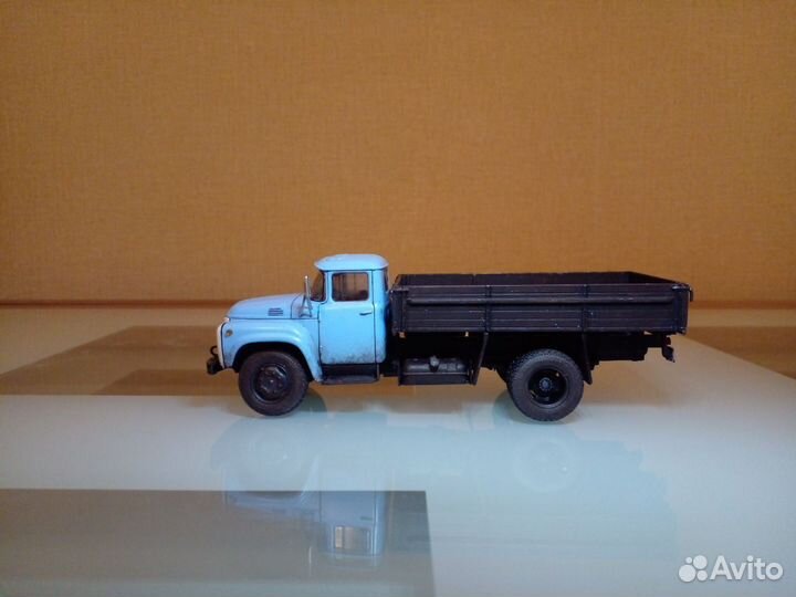 Масштабная модель ЗИЛ-130 (со следами эксплуатации