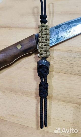 Темляк для ножа, брелок