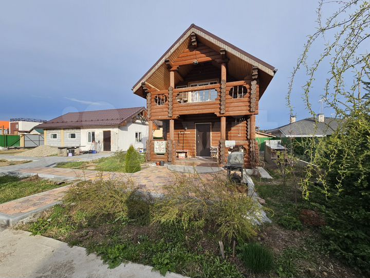 Коттедж 174 м² на участке 15 сот.