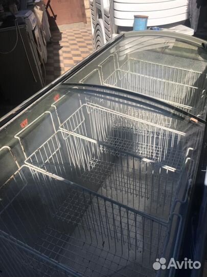 Холодильная витрина бу