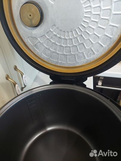 Мультиварка redmond RMC -M40S