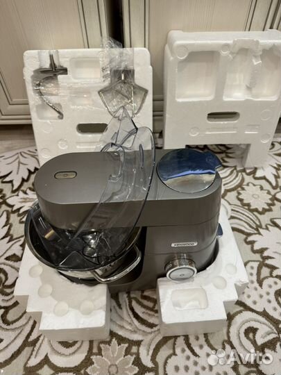 Кухонный комбайн kenwood