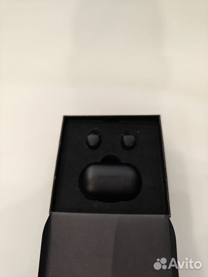 Беспроводные наушники samsung gear iconx