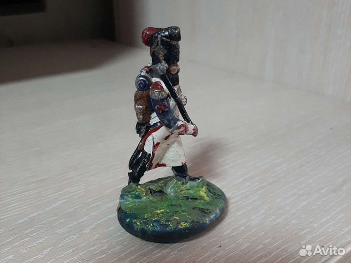 Оловянные солдатик