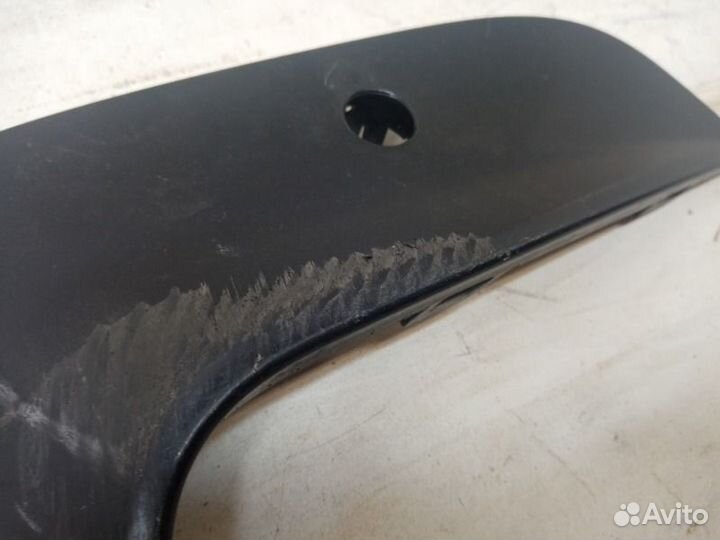 Накладка решетки бампера передняя правая Bmw 3Er