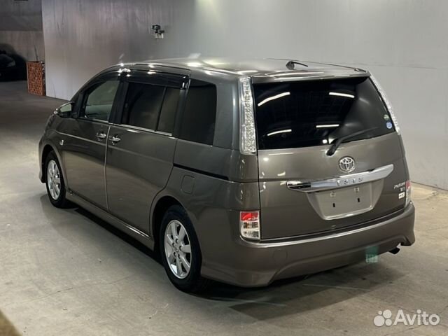 Toyota Isis 1.8 CVT, 2016, 78 000 км