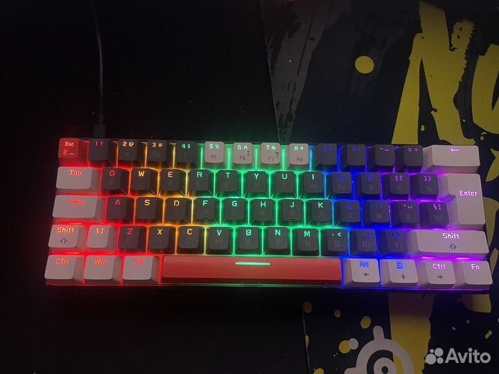 Механическая клавиатура 60