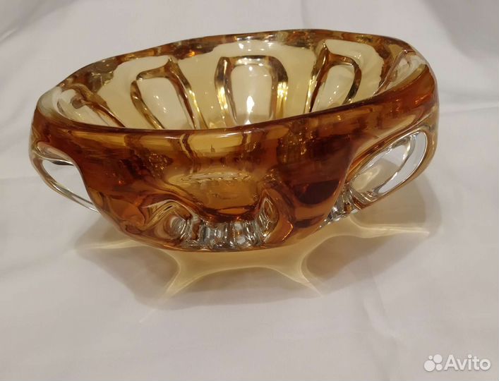 Вазочки из гутного стекла