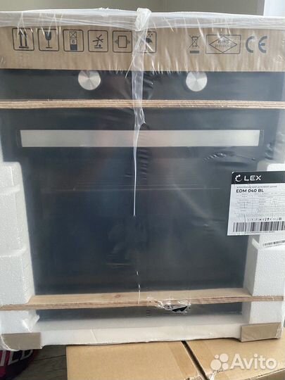 Духовой шкаф LEX EDM 040 BL новый