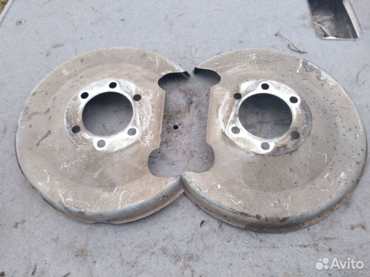 Защита тормозного диска задняя Mitsubishi Outlande