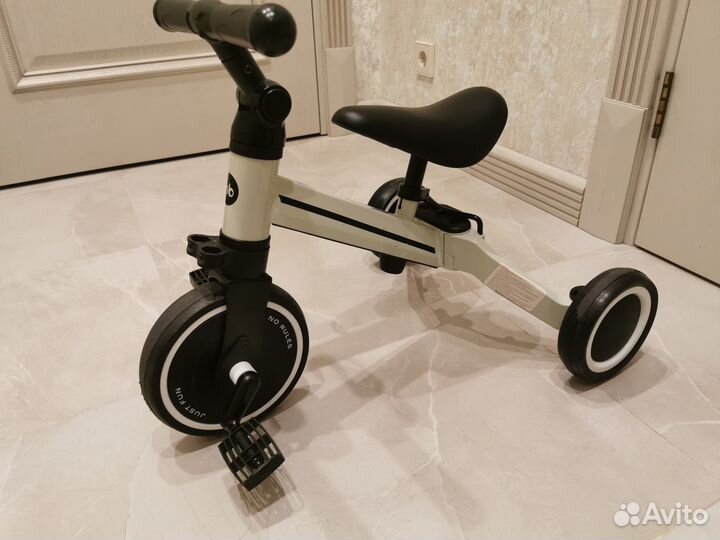 Беговел детский 3 в 1