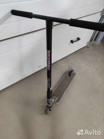 Трюковой самокат бу tech team chopper