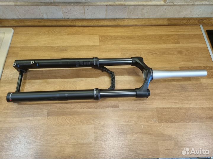 Вилка rock shox recon 27,5 boost