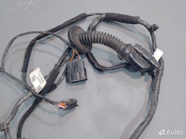 Проводка двери задней левой Hyundai Solaris 2