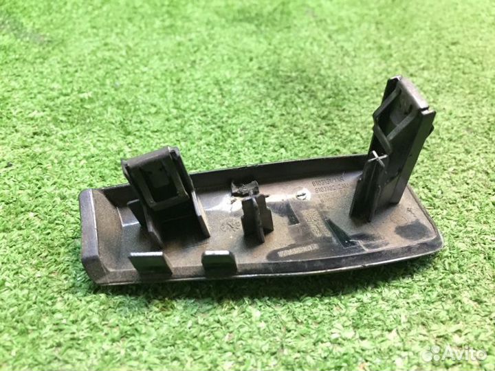 Накладка (кузов внутри) Skoda Octavia A5 2011