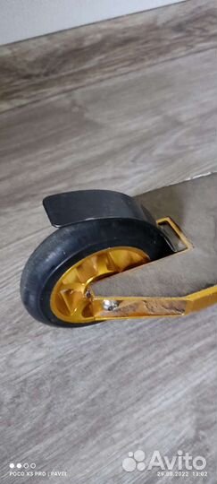 Самокат трюковой RGX scooters extreme sport