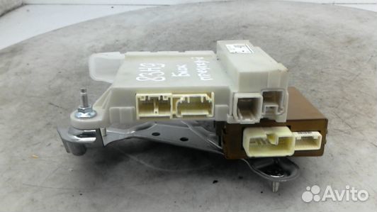 Блок предохранителей lexus GS 4 (83H09M102)