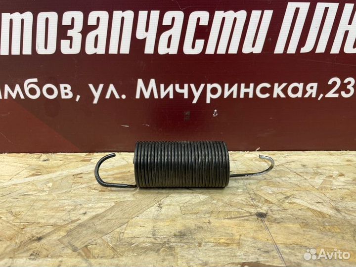 Пружина крышки багажника Renault Logan