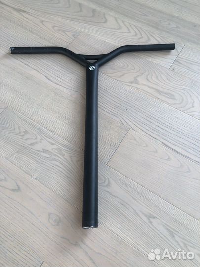 Титановый руль комета для трюкового самоката