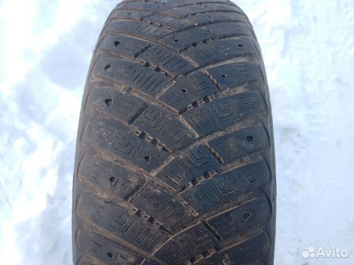 Колесо литое зимнее 185\65 R15 5х114,3 Goodyear в