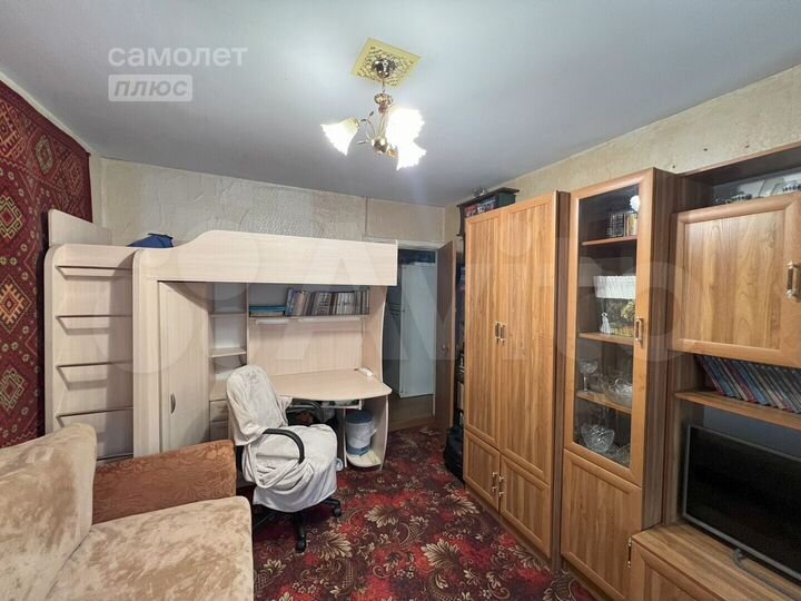 4-к. квартира, 75 м², 1/5 эт.