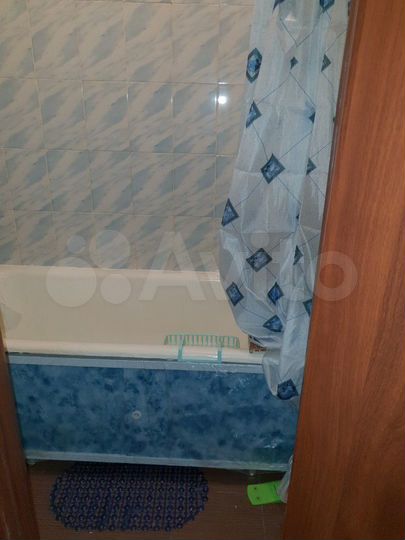 2-к. квартира, 52 м², 3/3 эт.