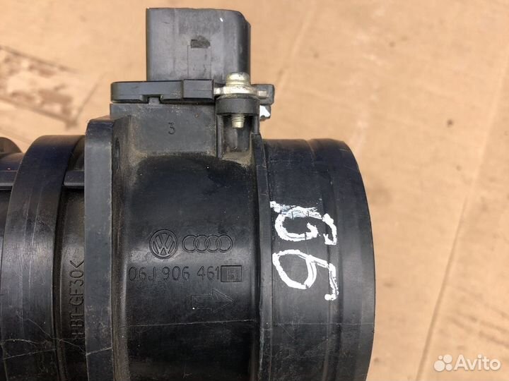 Расходомер воздуха Volkswagen Passat B6 1.8,2.0 Б6