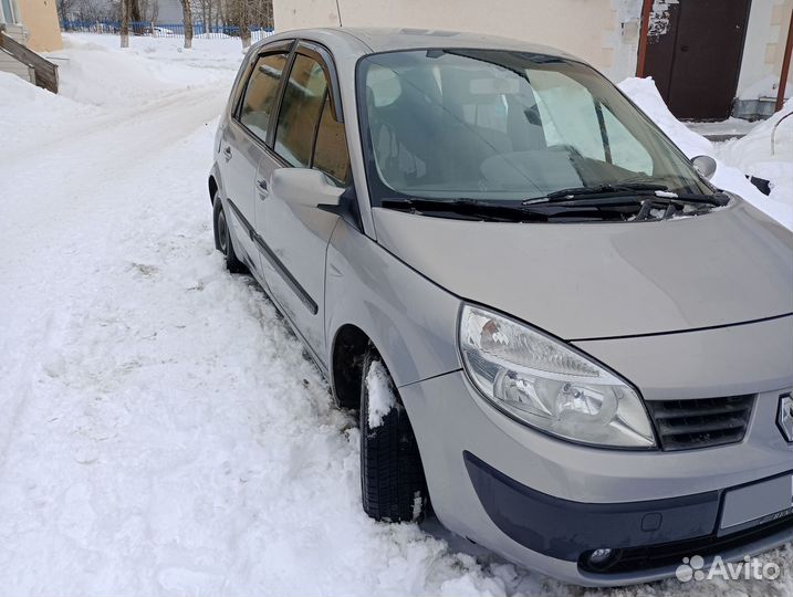 Renault Scenic 1.6 AT, 2004, 369 500 км