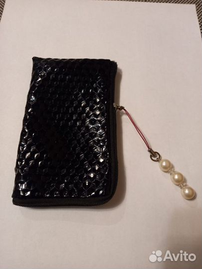 Чехлы для телефона