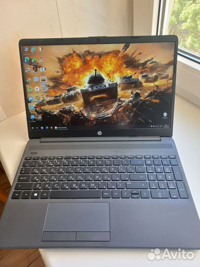 Свежий ноутбук HP.Почти новый
