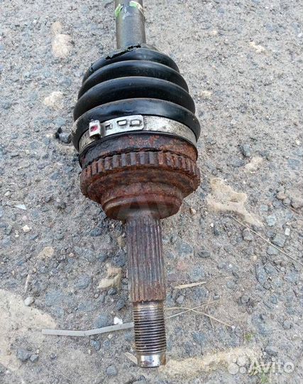 Полуось левая Chevrolet Aveo T200 2005 96549103