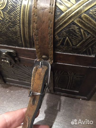 Сундук декоративный