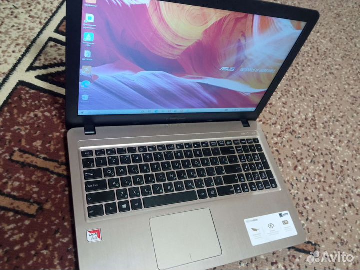 VivoBook 15 Asus Laptop X540BA