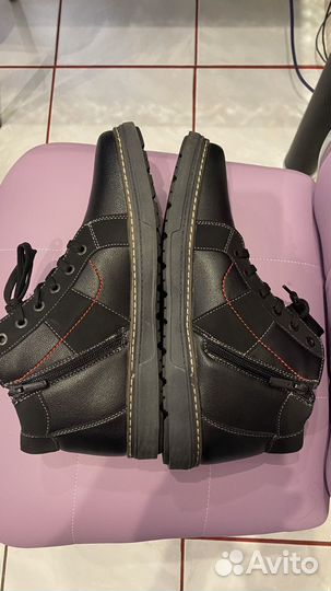 Зимние мужские ботинки 43 размер новые