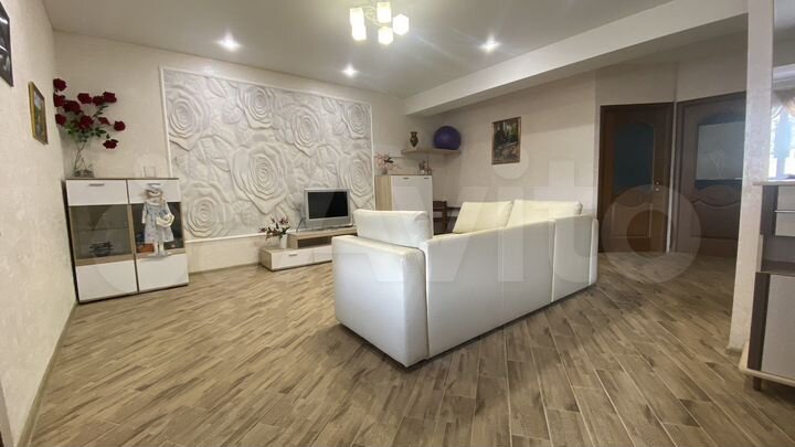 4-к. квартира, 95,6 м², 2/4 эт.