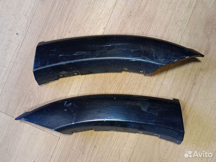 Молдинг заднего крыла mitsubishi outlander 1