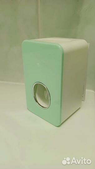 Дозатор для зубной пасты