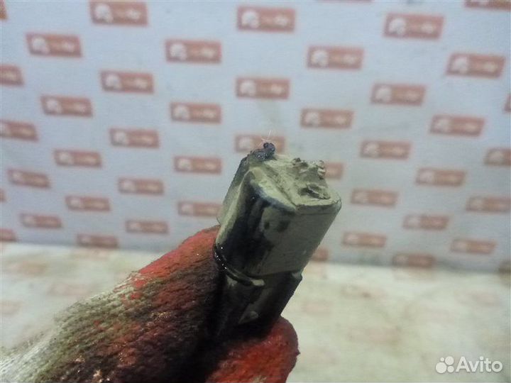 Датчик abs задний правый Mitsubishi Pajero V25W