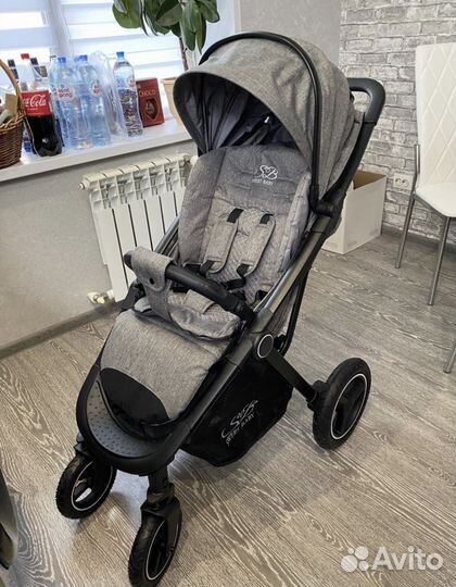 Прогулочная коляска