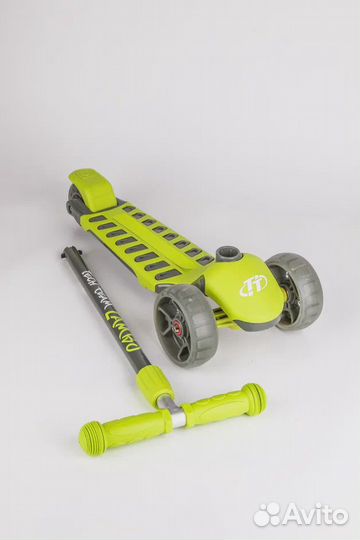 Самокат TechTeam Lambo зелёный 2022