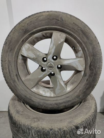 Колеса в сборе на литых дисках 215/65/16