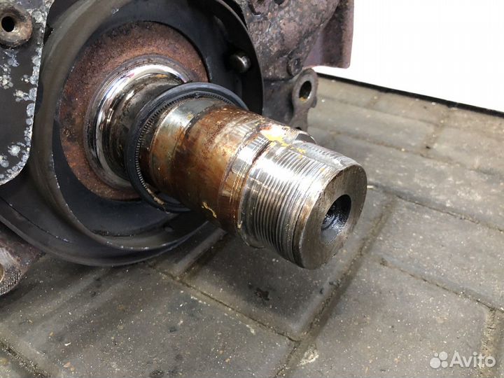 Кулак поворотный левый Volvo FH