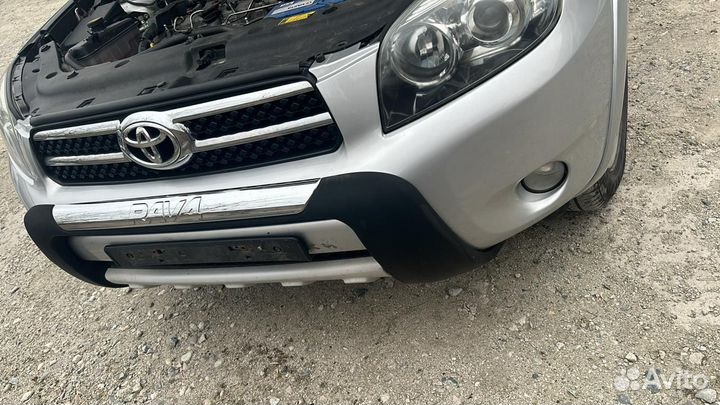 Передний бампер Toyota RAV4,30