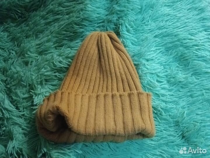 Шапка женская вязаная